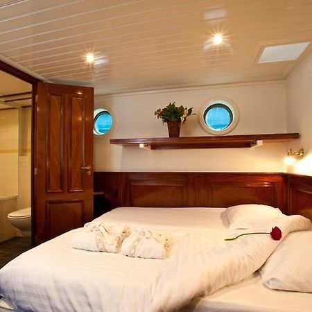 Boat Barkentijn Marjorie Hotel Antwerpen Bagian luar foto